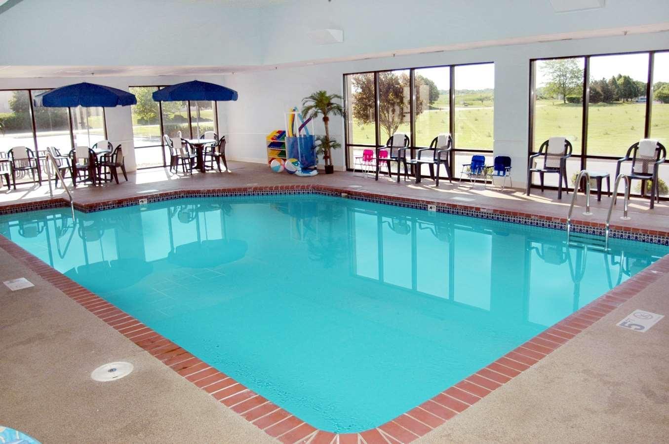 Hampton Inn Chicago Elgin/I-90 Bagian luar foto
