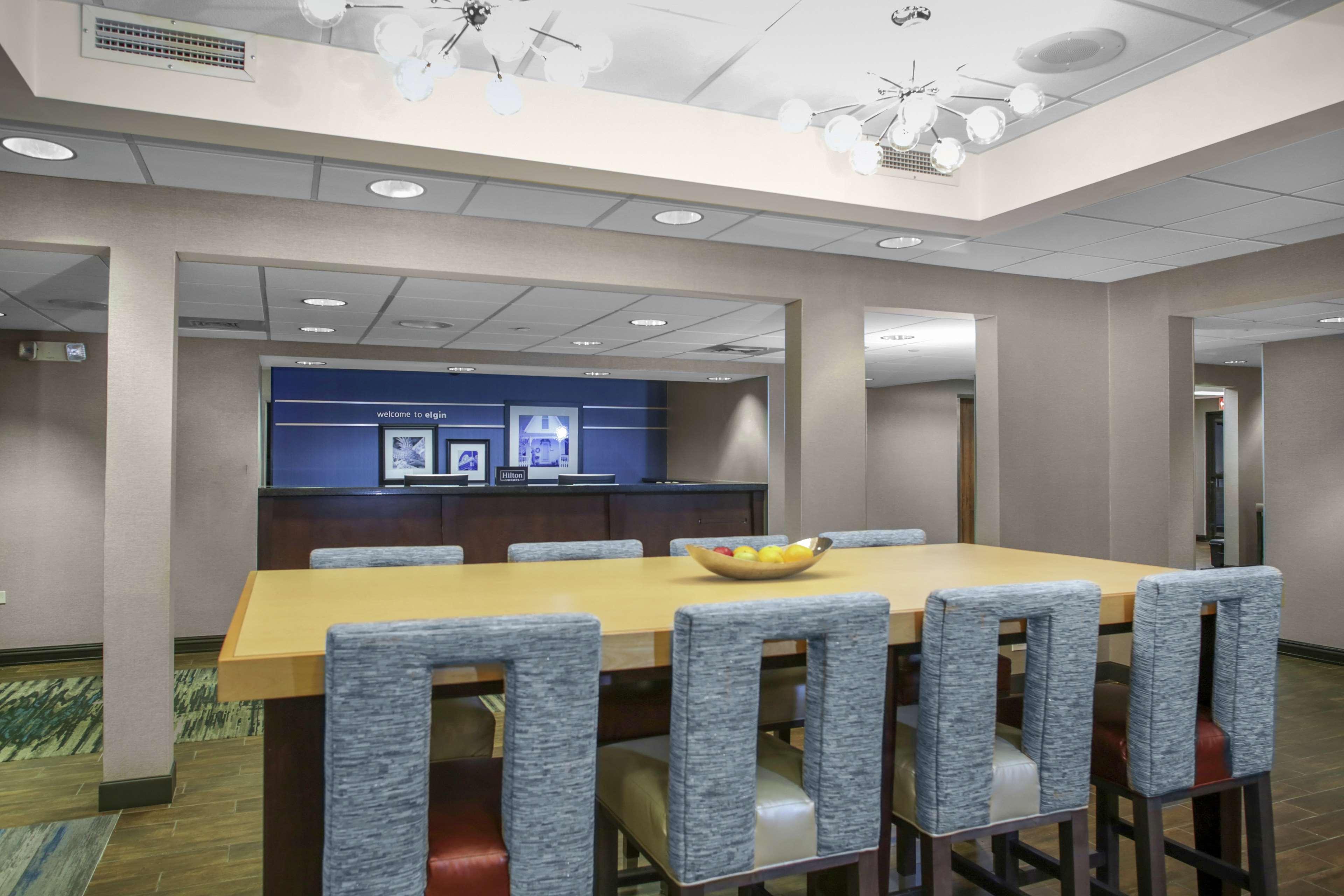Hampton Inn Chicago Elgin/I-90 Bagian luar foto