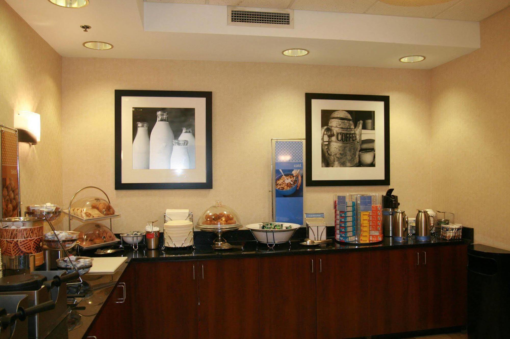 Hampton Inn Chicago Elgin/I-90 Restoran foto